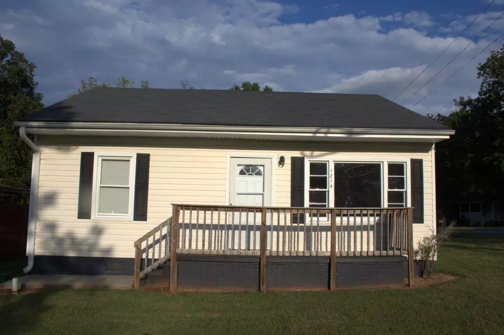 Burlington, NC 27217,1214 Queen Ann