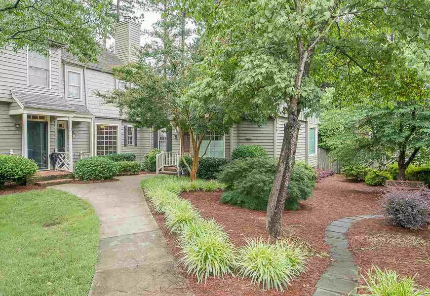 914 Albany Court, Raleigh, NC 27615