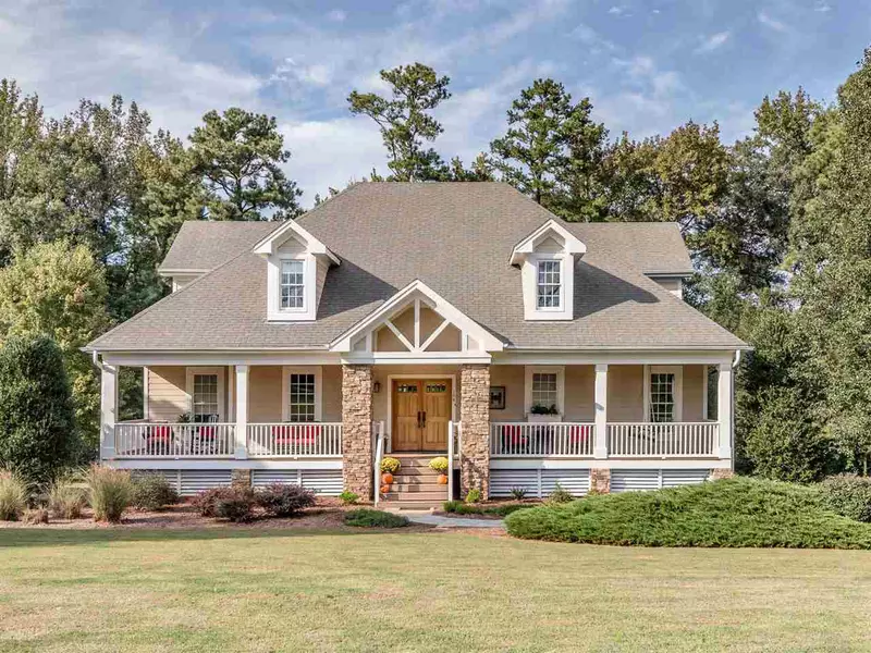 106 Town Lake Drive, Pittsboro, NC 27312