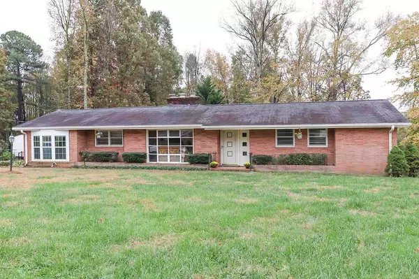 123 Ridgeway Warrenton Road, Warrenton, NC 27589