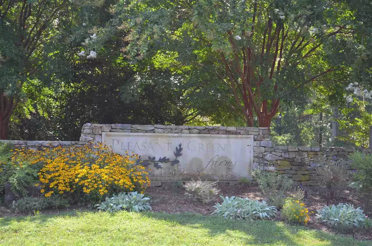 Hillsborough, NC 27278,10 Southernwood Drive