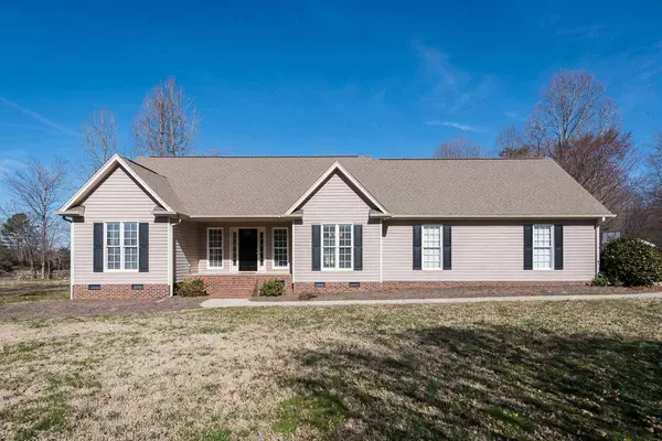 477 Woodlawn Road, Mebane, NC 27302