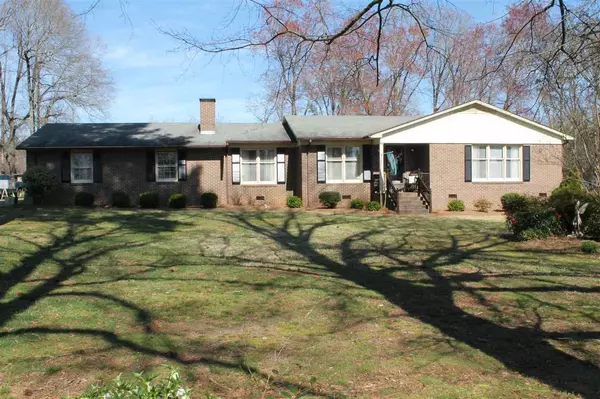 4804 N Old US 421 Road, Siler City, NC 27344