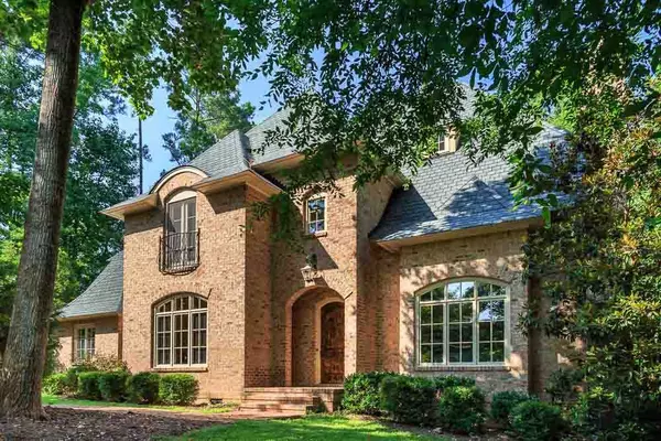 5500 Spring House Lane, Chapel Hill, NC 27516