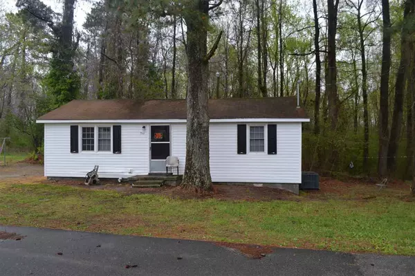 706 Morris Street, Snow Hill, NC 28580