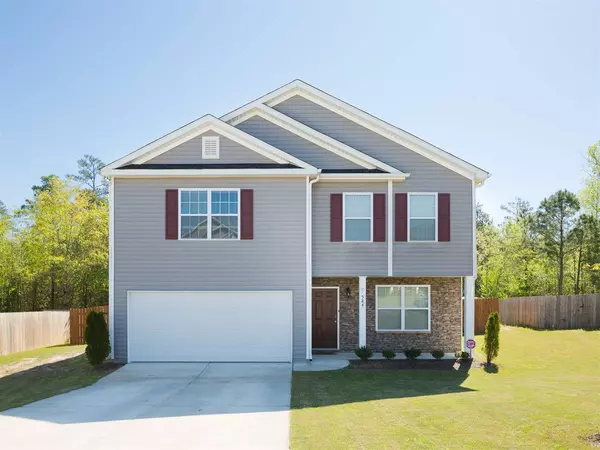 584 Botanical Court, Bunnlevel, NC 28323