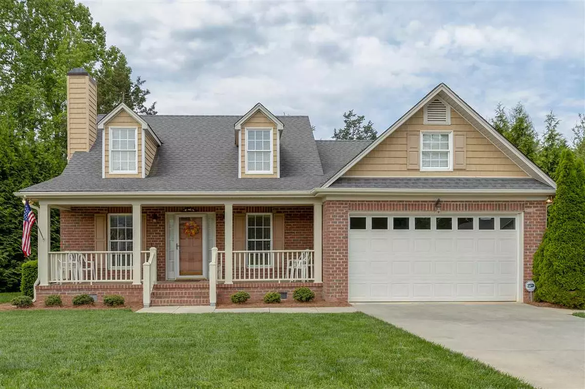 Mebane, NC 27302,106 Somerset Court