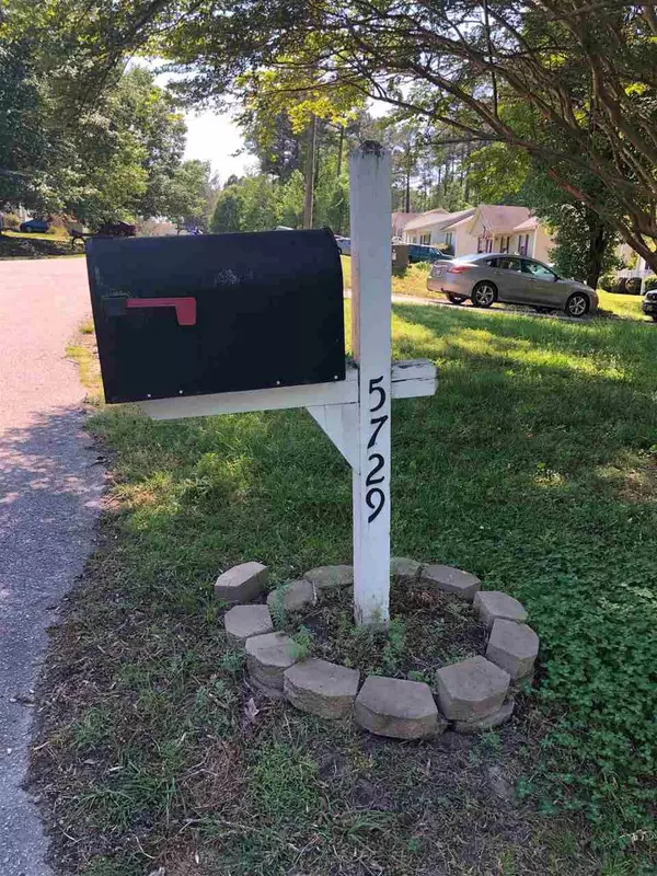 5729 Woof Place, Knightdale, NC 27545