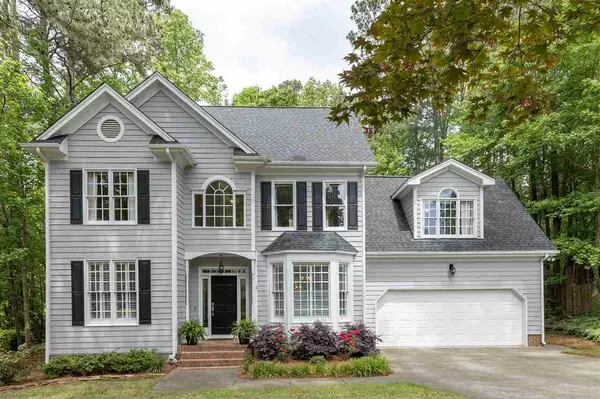 2412 Flints Pond Circle, Apex, NC 27523