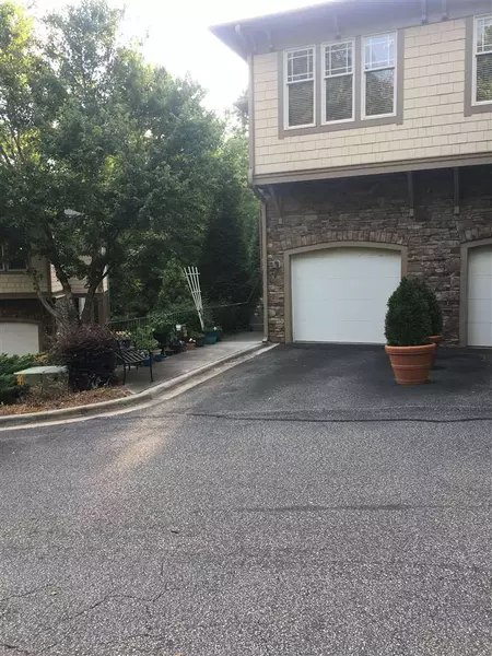 4511 Crab Creek Drive #101, Raleigh, NC 27612