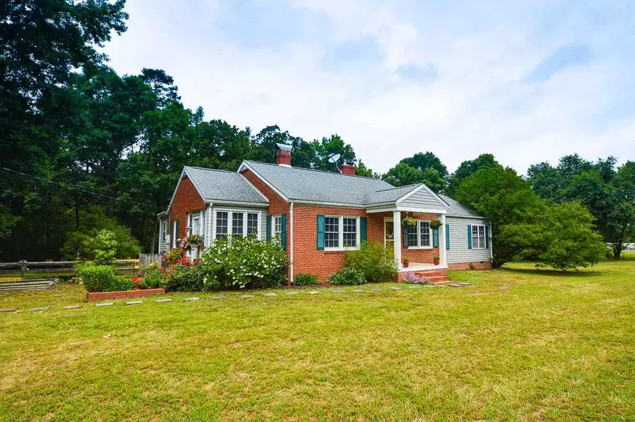 333 Ridgeville Road, Prospect Hill, NC 27314