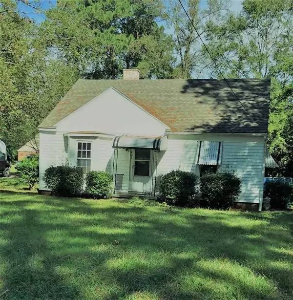 407 E Bailey Avenue, Kenly, NC 27542