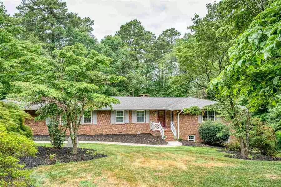 5813 Dean Avenue, Raleigh, NC 27616