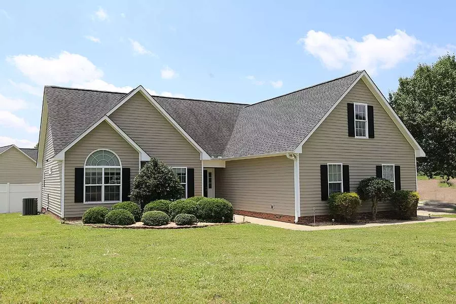 31 Park Lane, Coats, NC 27521