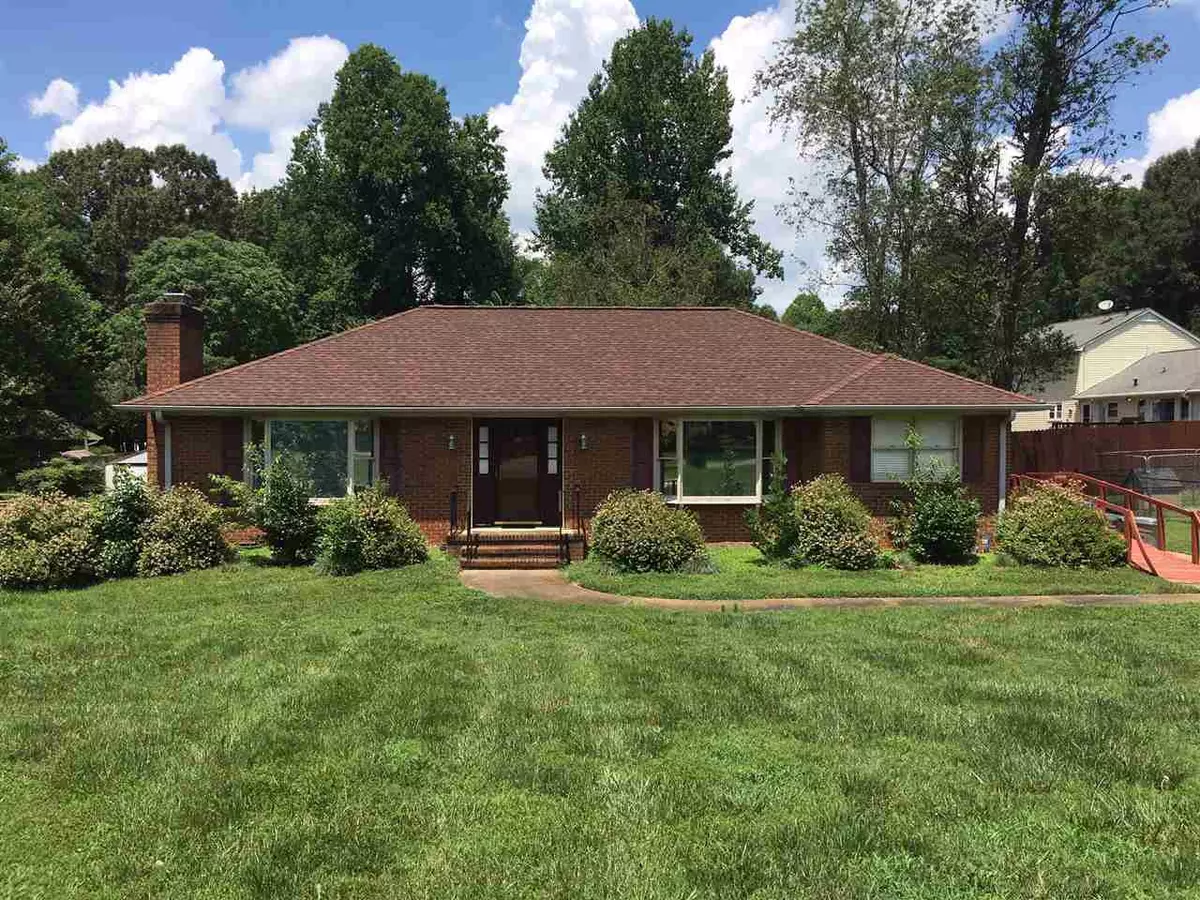 Mebane, NC 27302,10 Windsor Place