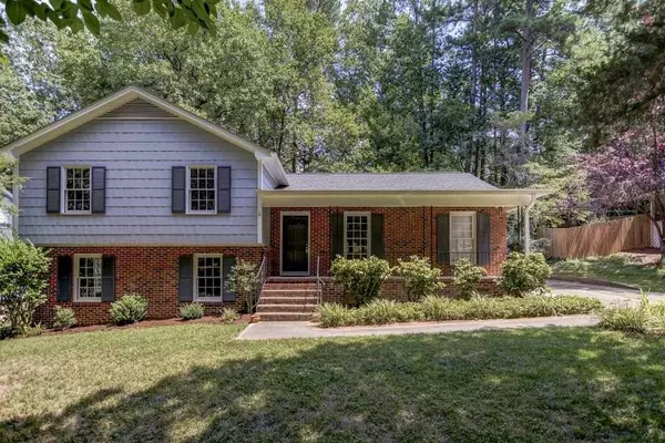 5324 Cherrycrest Court, Raleigh, NC 27609