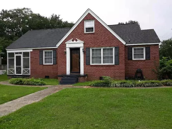 204 N Washington Street, Pikeville, NC 27863