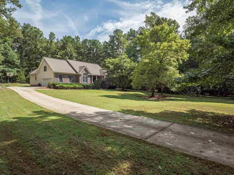 113 Beechwood Drive, Youngsville, NC 27596