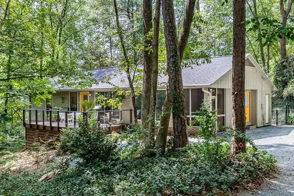 353 Wesley Drive, Chapel Hill, NC 27516