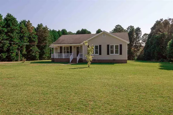 1696 Old US 421, Lillington, NC 27546