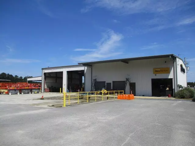 5886 Ernest Taylor Road, Ayden, NC 28513