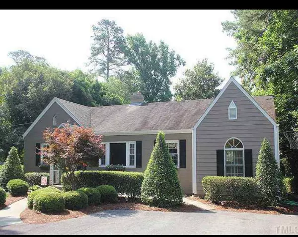 913 Lake Boone Trail, Raleigh, NC 27607