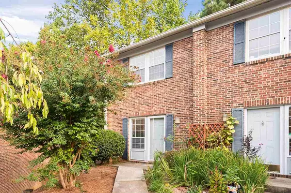 106 Marlowe Court, Carrboro, NC 27510