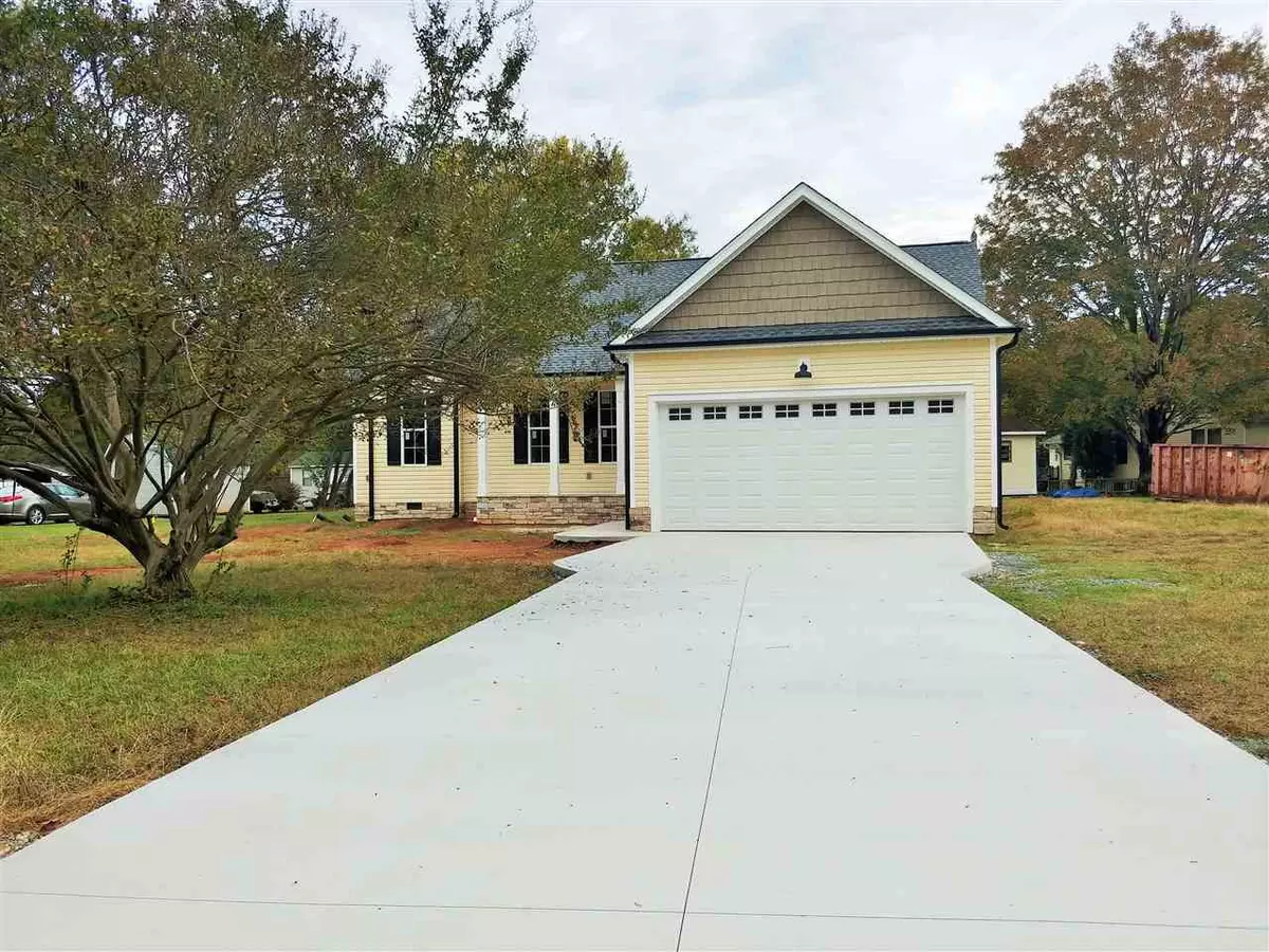 Graham, NC 27253,2080 Meadow Lane