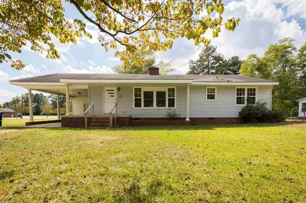 115 W Caroline Avenue, Smithfield, NC 27577