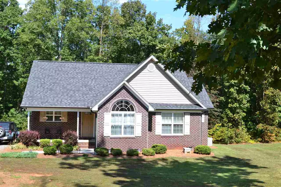 7505 Walking Stick Lane, Liberty, NC 27298