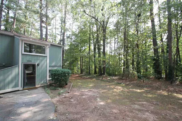 6000 Farm Gate Road, Raleigh, NC 27606