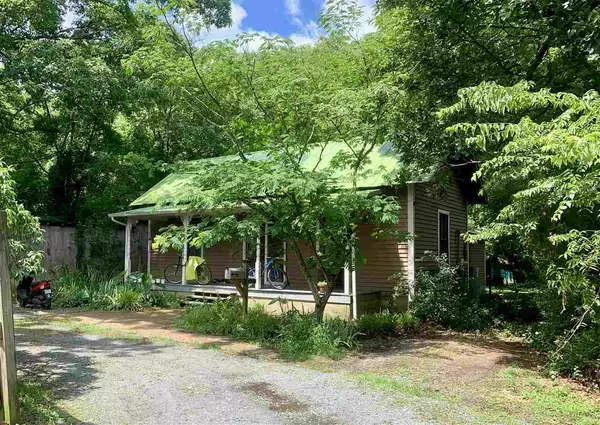 511 A N Greensboro Street, Carrboro, NC 27510