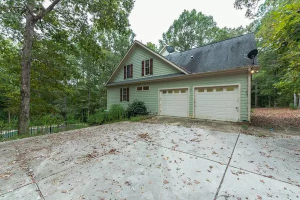3160 Pearces Road, Zebulon, NC 27597