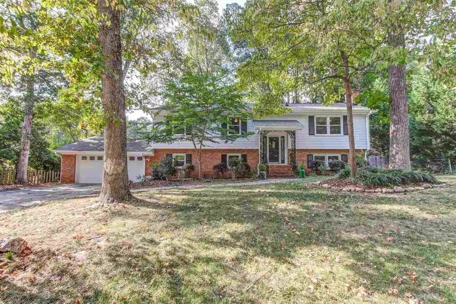 1002 Manchester Drive, Cary, NC 27511