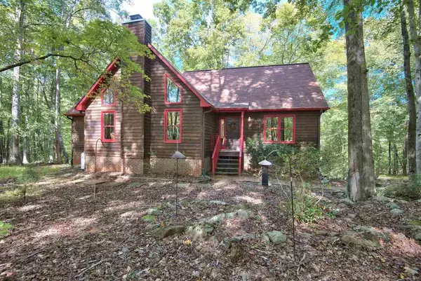 2011 Dimmocks Mill Road, Hillsborough, NC 27278