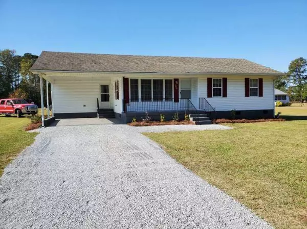 8163 Julian Road, Dunn, NC 28334