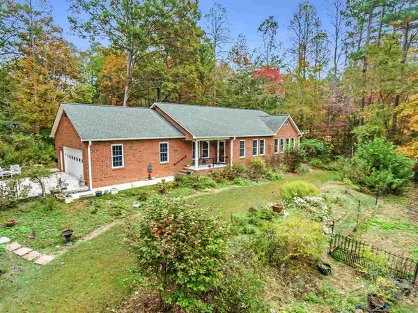 2189 Gifford Drive, Haw River, NC 27258