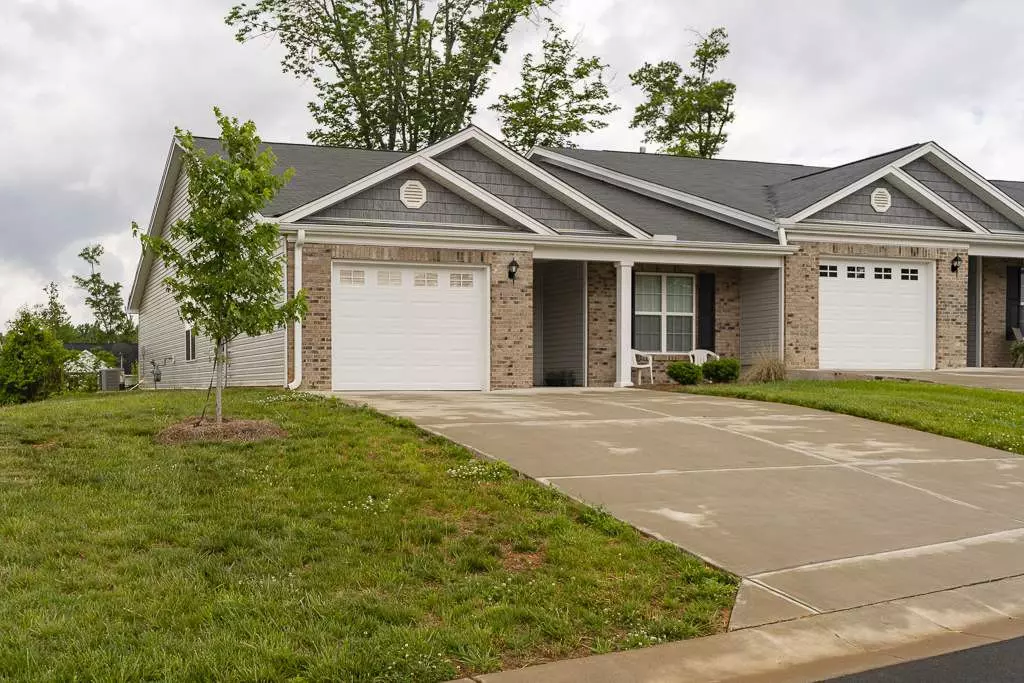 Haw River, NC 27258,802 Houston Court #228