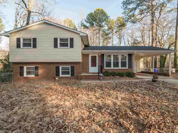 709 Tinkerbell Road, Chapel Hill, NC 27517