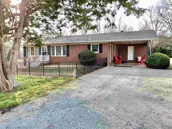 60 Gwinn Road, Roxboro, NC 27573