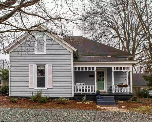 507 S Third Street, Mebane, NC 27302