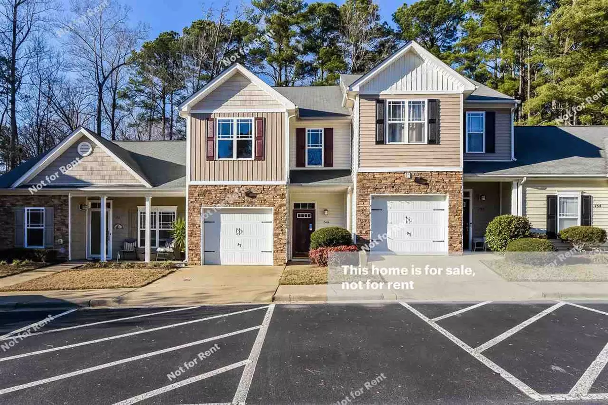 Fuquay Varina, NC 27526,746 Whitetail Creek Way