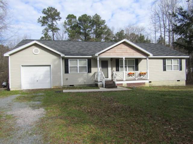 562 E Forest Oaks Road, Sanford, NC 27330