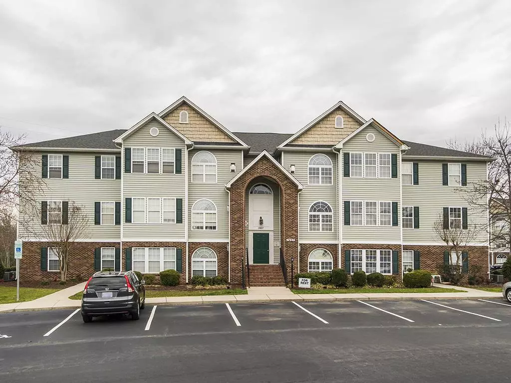 Burlington, NC 27215,3487 Forestdale Drive #2D