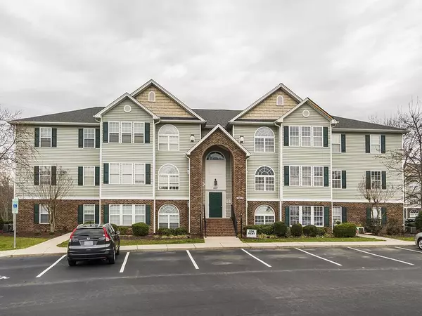 3487 Forestdale Drive #2D, Burlington, NC 27215