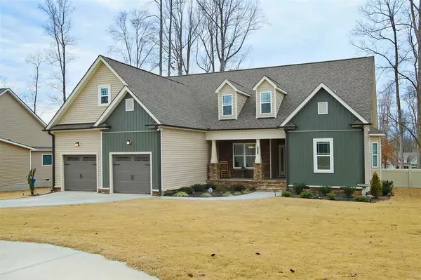 405 Forest Glen Drive, Youngsville, NC 27596