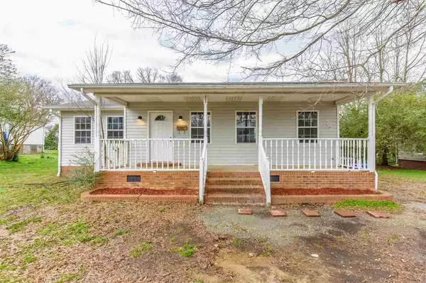 405 E Oakwood Street, Mebane, NC 27302