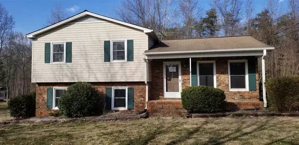 1726 Laurie Drive, Haw River, NC 27258