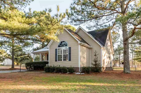 Coats, NC 27521,79 Glen View Court