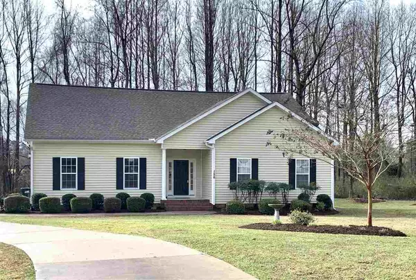 156 Twin Fields Drive, Fuquay Varina, NC 27526